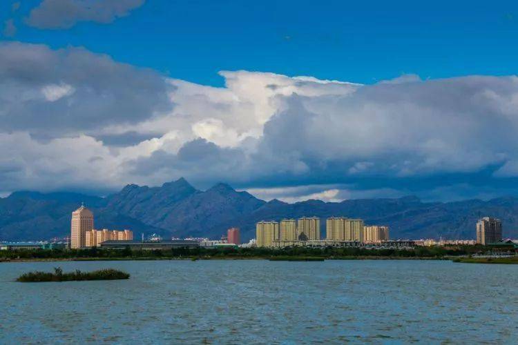 宁夏，梦开始的地方，播音稿颂扬之美